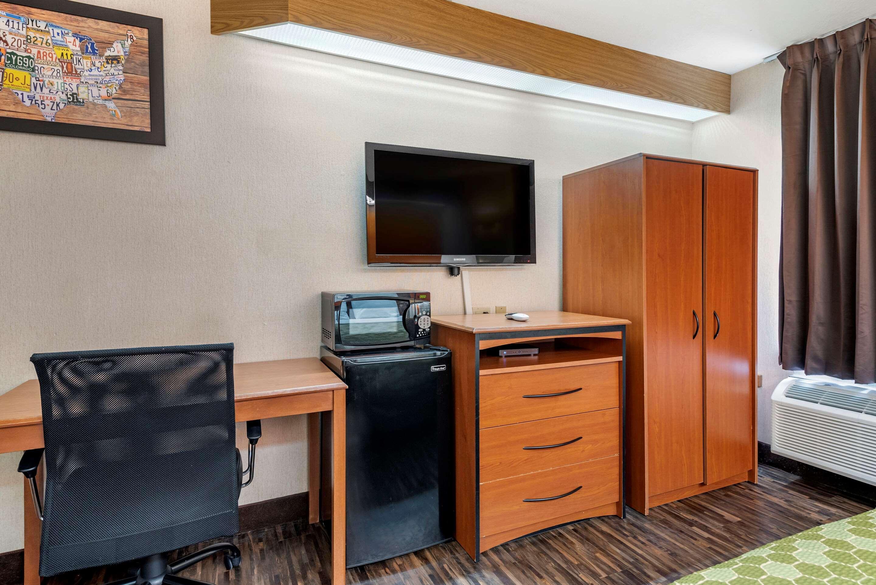 Econo Lodge North Academy Colorado Springs Extérieur photo