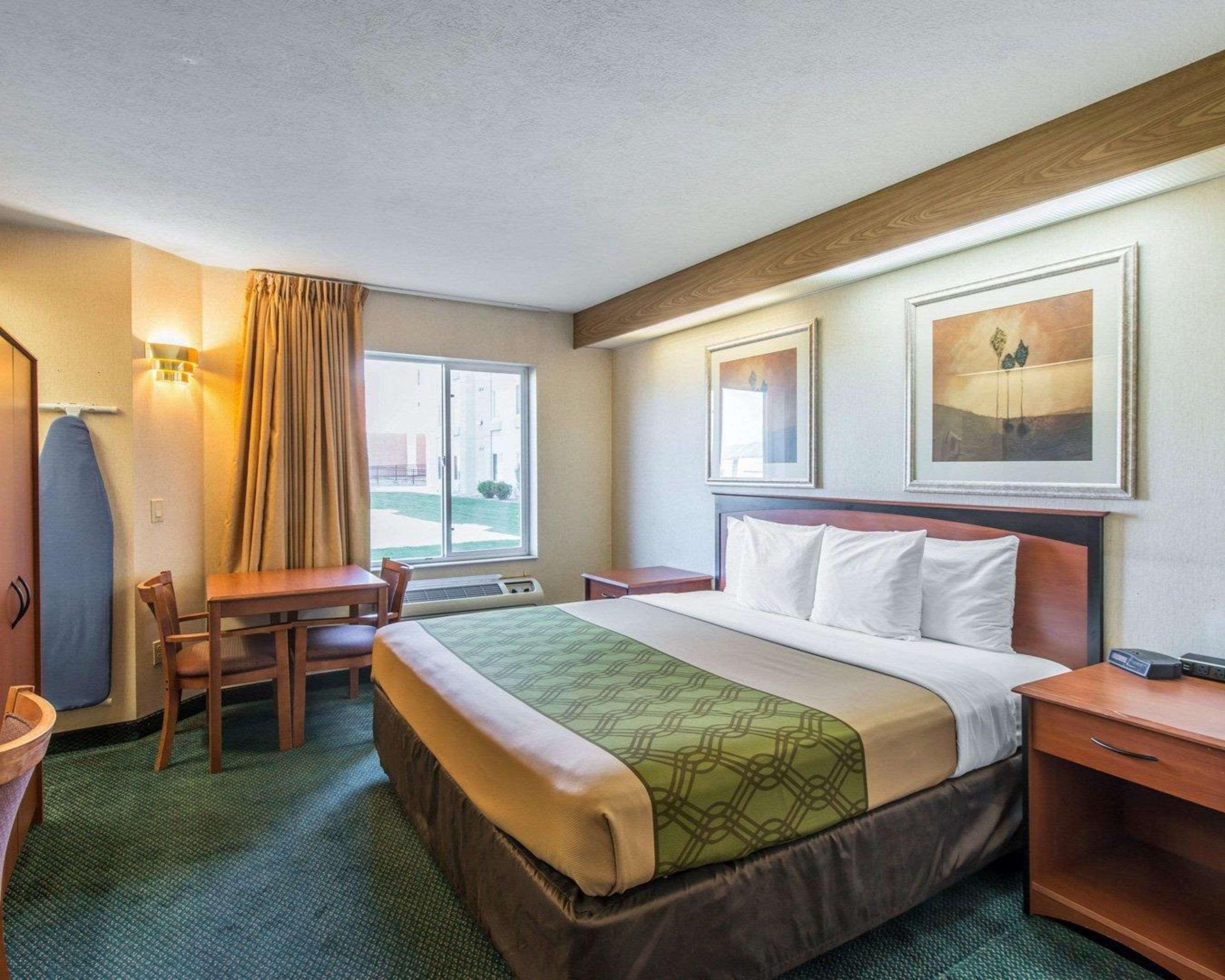 Econo Lodge North Academy Colorado Springs Extérieur photo