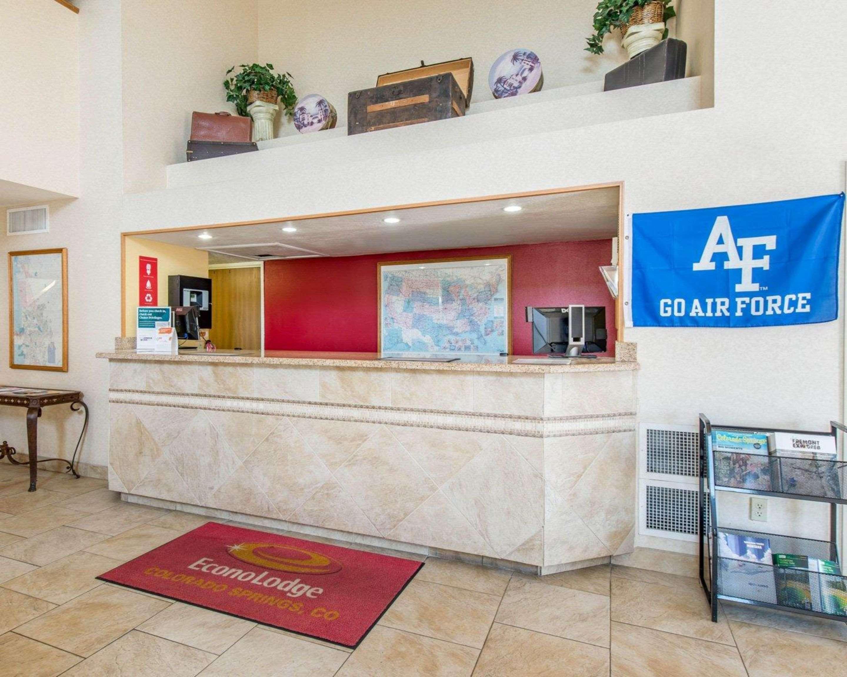 Econo Lodge North Academy Colorado Springs Extérieur photo
